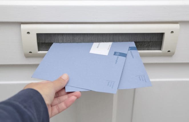 Zoveel belasting betaal je in 2028 in box 3 bij €100.000 in crypto of aandelen