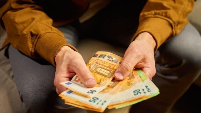 €100.000 sparen? Zet dit bedrag 10 jaar lang elke maand opzij