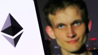 Vitalik Buterin en Ethereum logo