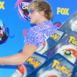 Logan Paul verkoopt pokemonkaart, maar het is foute boel