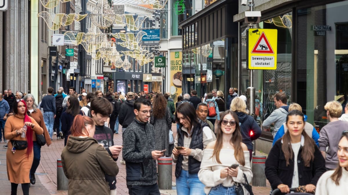 Oorlog Midden-Oosten jaagt prijzen op: Nederlanders gaan het merken