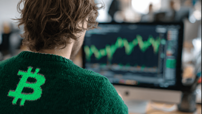 Nederlanders zien monsterwinst met handelsbot: Bitcoin en XRP ontploffen