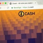 Een afbeelding van Zcash website op een Apple device