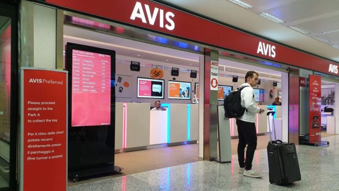 Bizarre koersexplosie van 800% voor autoverhuurbedrijf Avis