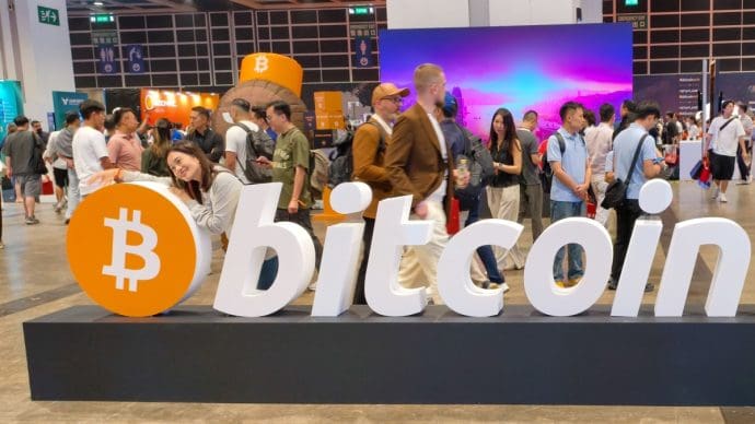bitcoin logo op evenement (1)