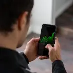 Crypto die 1250% steeg was al gezien door groep Nederlanders door deze app