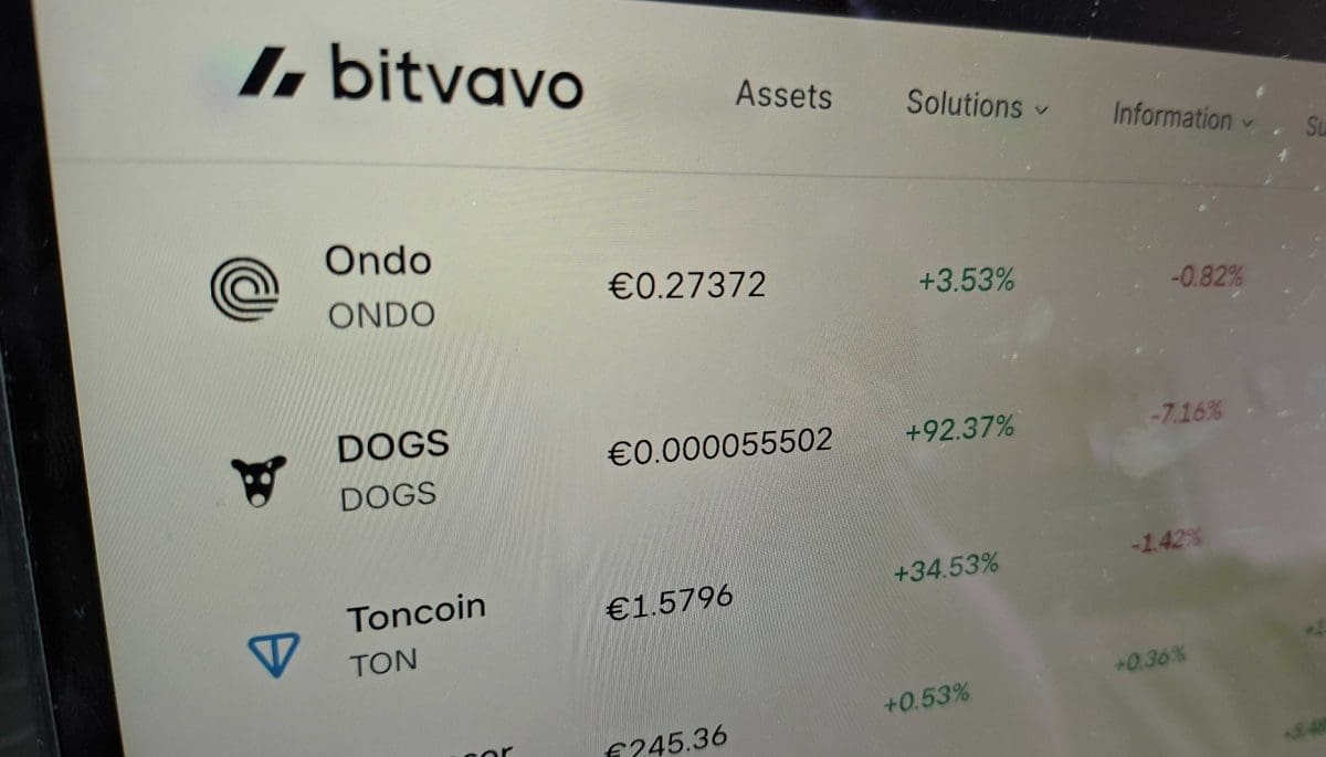 Memecoin DOGS schiet 110 procent omhoog door succes van Toncoin