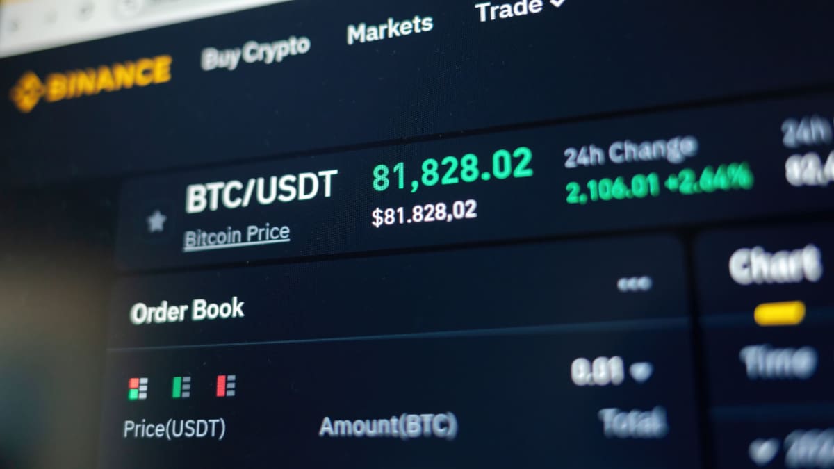 Een afbeelding van bitcoin, uitgedrukt in dollars, op een koerswaarde van 80.000