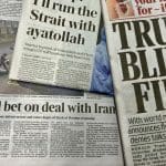 Een afbeelding van krantenkoppen over een deal tussen Iran en Trump