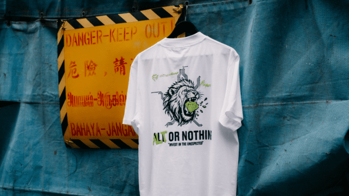 Nederlands kledingmerk lanceert crypto-collectie met influencer
