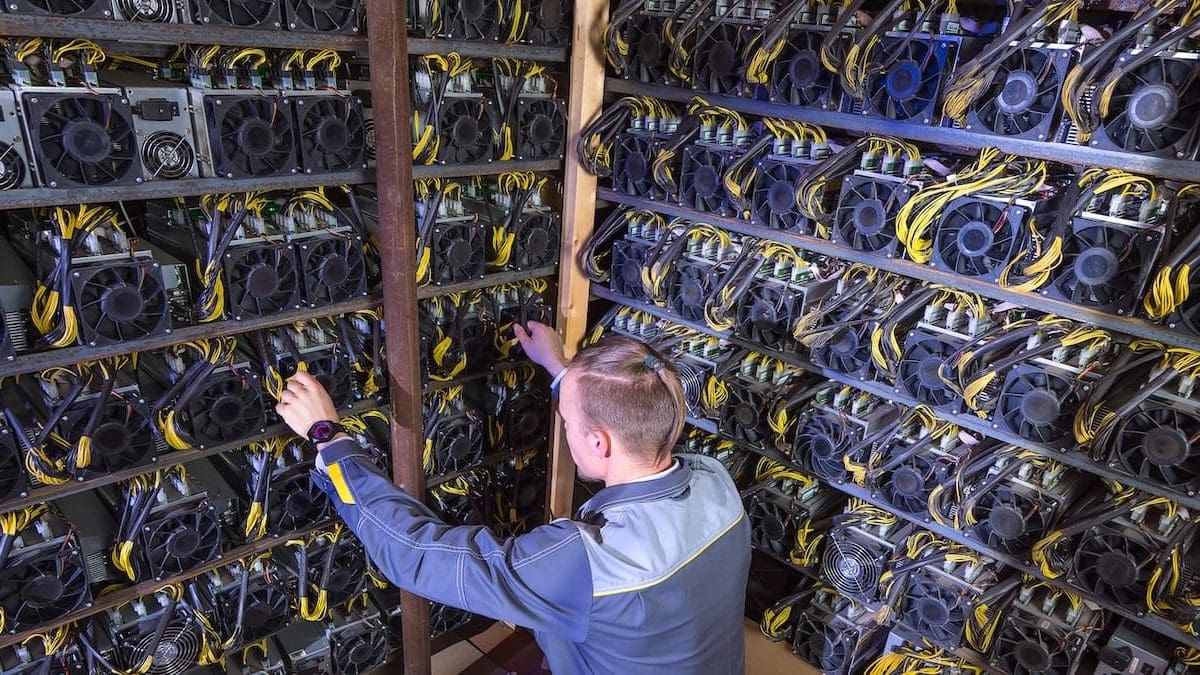 Aandelen Bitcoinminer Hut 8 bereiken recordhoogte na AI-deal van &euro;8 miljard