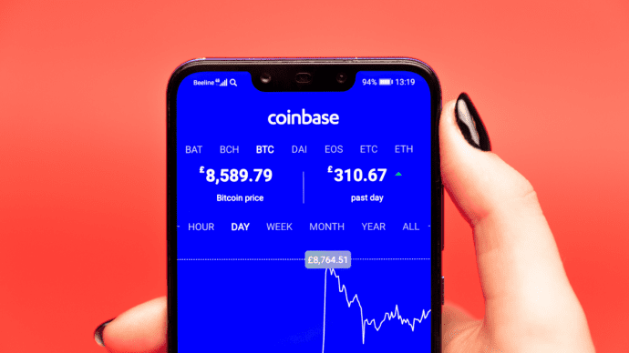 'D.B' sleept Coinbase voor de rechter om bevroren crypto van €47 miljoen