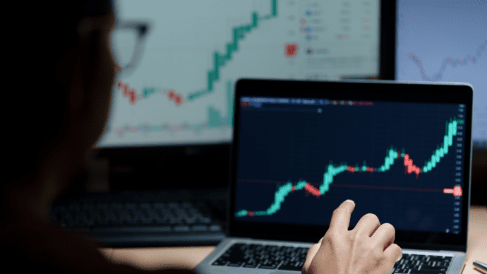Ethereum breekt records: BlackRock en JPMorgan drijven adoptie
