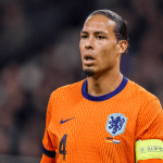 Virgil-van-Dijk-in-het-oranjetenue-tegen-Duitsland