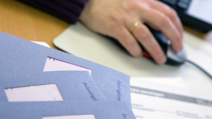 Belastingdienst laat deze groep vaak te veel belasting betalen