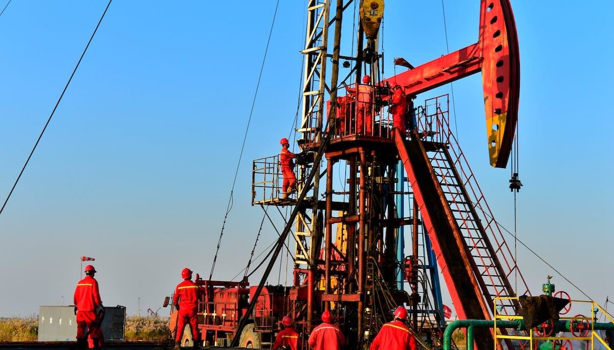 Hoe China met een geheime voorraad de wereldwijde olieprijs afremt